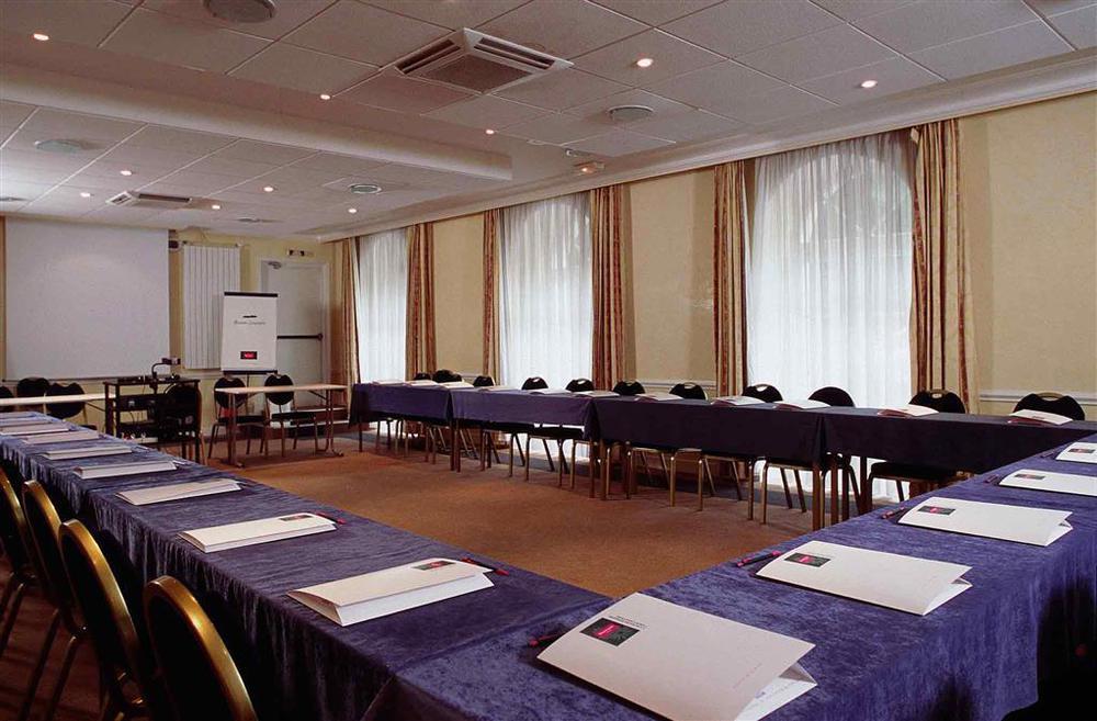 Hotel Mercure Saint-Nectaire Spa & Bien-Etre Ανέσεις φωτογραφία