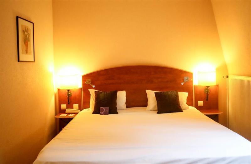 Hotel Mercure Saint-Nectaire Spa & Bien-Etre Εξωτερικό φωτογραφία